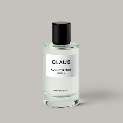 AUGUST&PIERS CLAUS room spray in glass bottle with – festive home fragrance with pine and cinnamon notes.