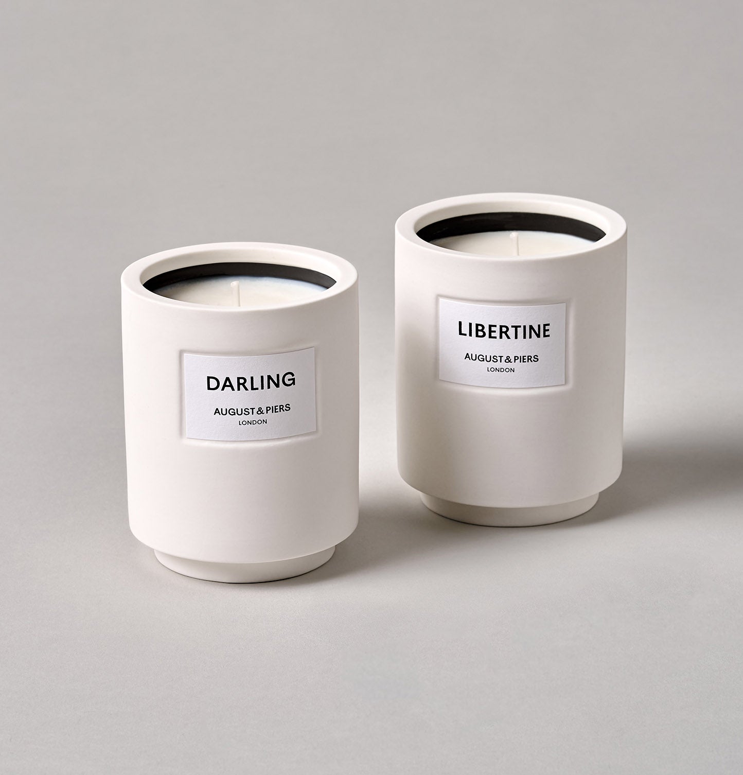 This gift set features two classic ceramic candles.