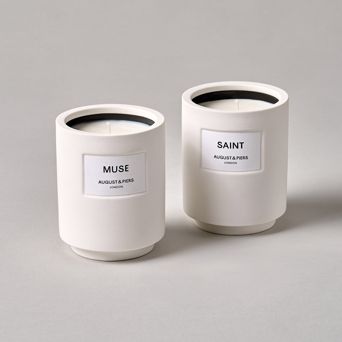 This gift set features two classic ceramic candles.